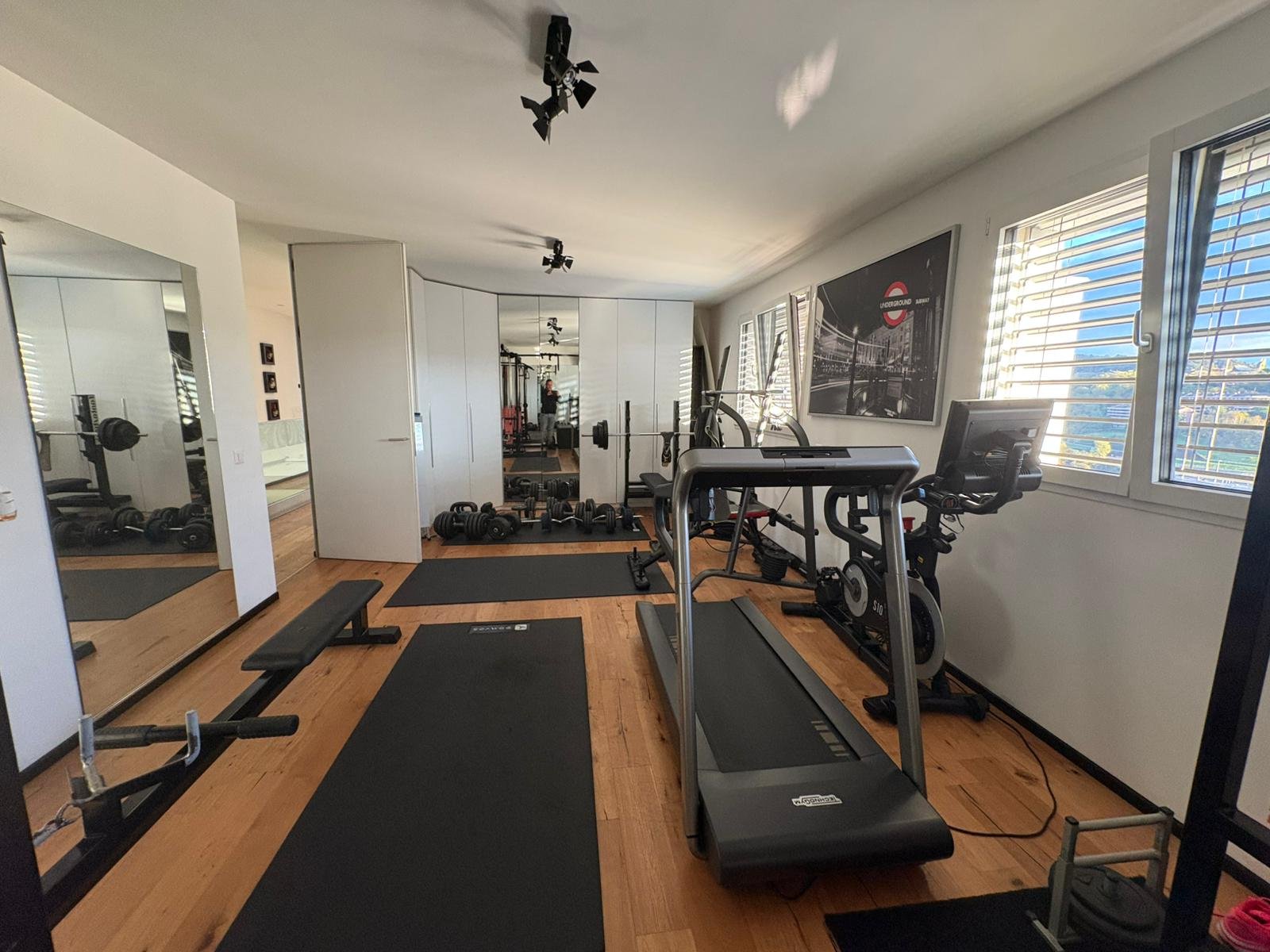 PHOTO-2025-10-30-20-26-35 2